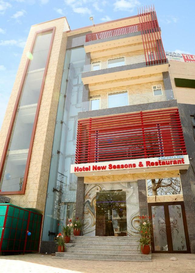 Hotel New Seasons Kālka Esterno foto
