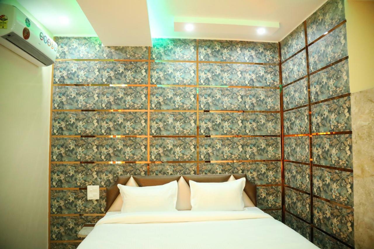 Hotel New Seasons Kālka Esterno foto